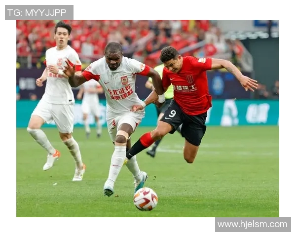 中超焦点战大逆转,补时绝杀上演“绿茵奇迹” 中超焦点战大逆转,补时绝杀上演“绿茵奇迹”